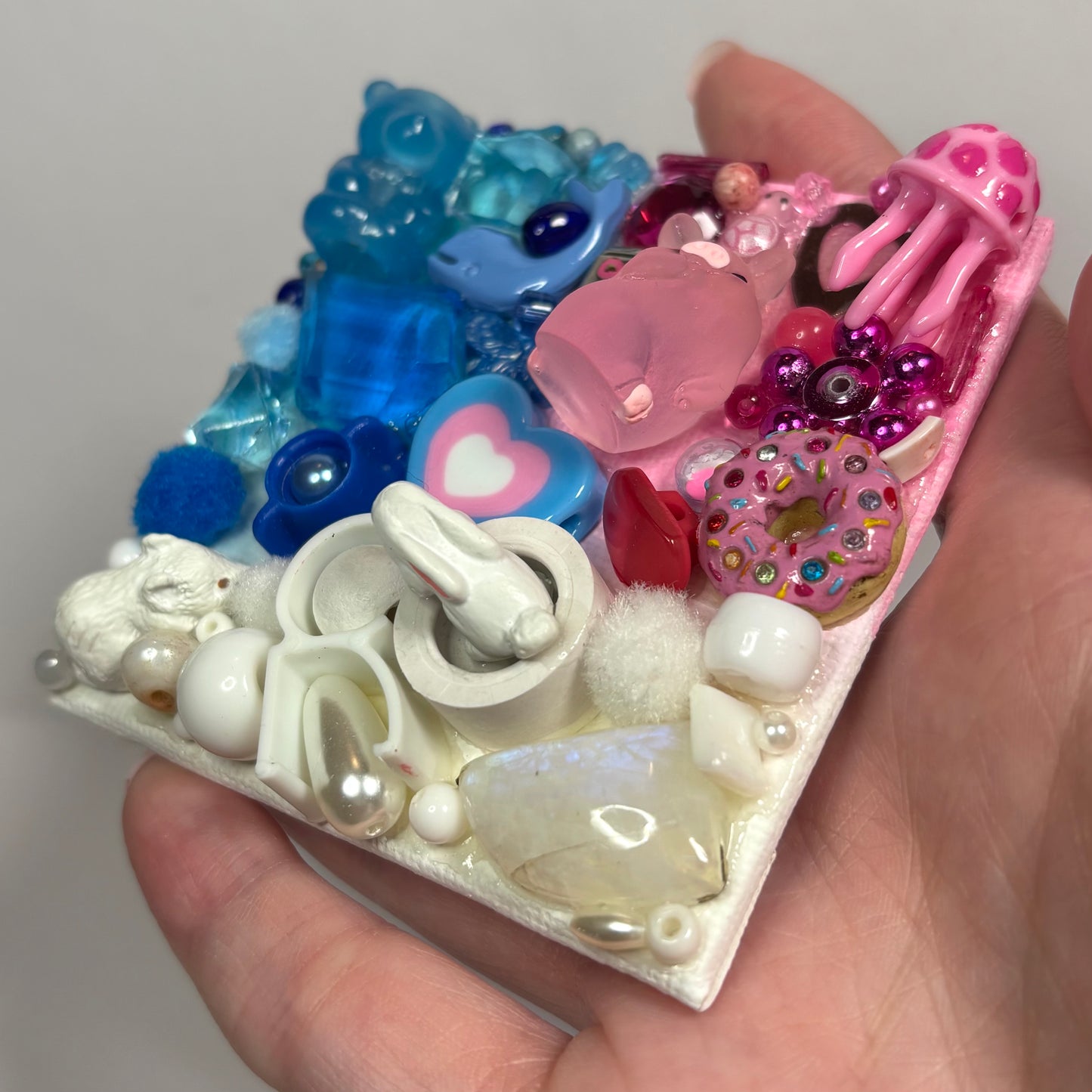 Dreamy 3D Assemblage Magnet