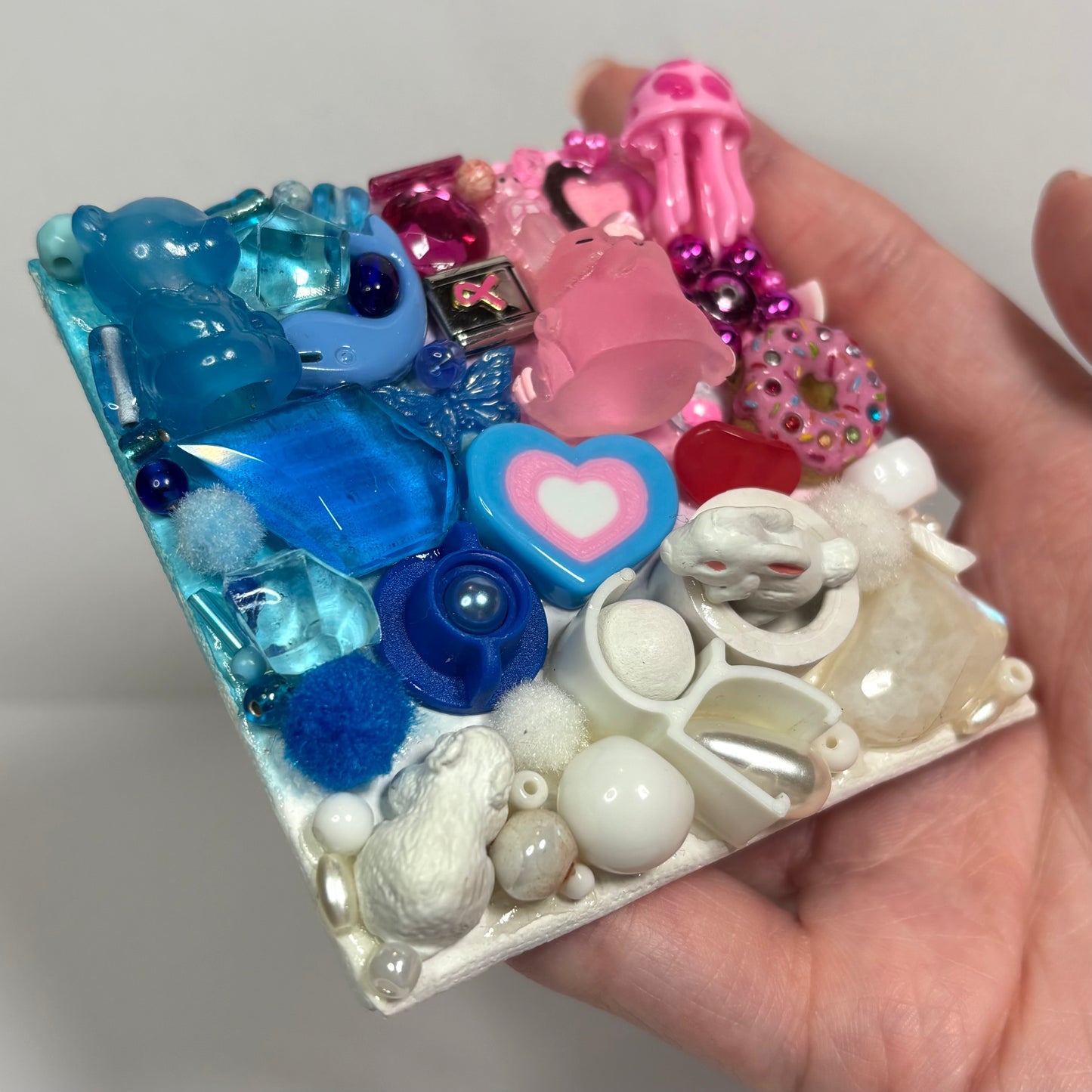 Dreamy 3D Assemblage Magnet
