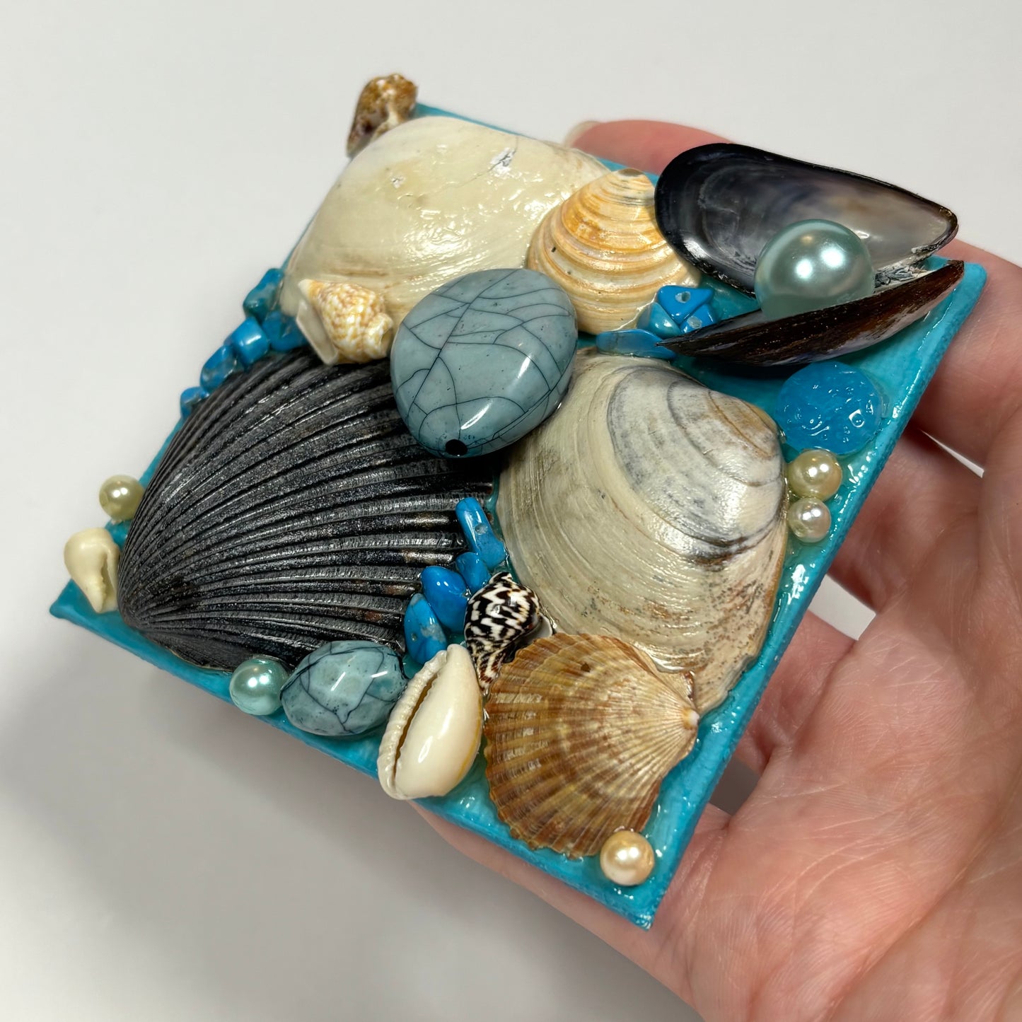 Seashore 3D Assemblage Magnet