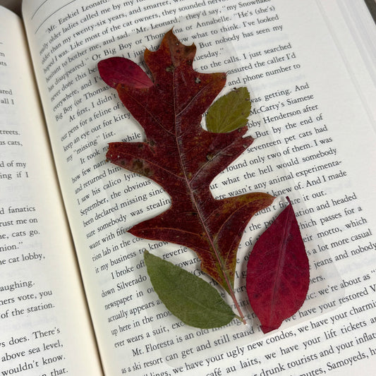 Christmas Leaf Bookmark